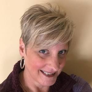 Meet your Posher, Denise